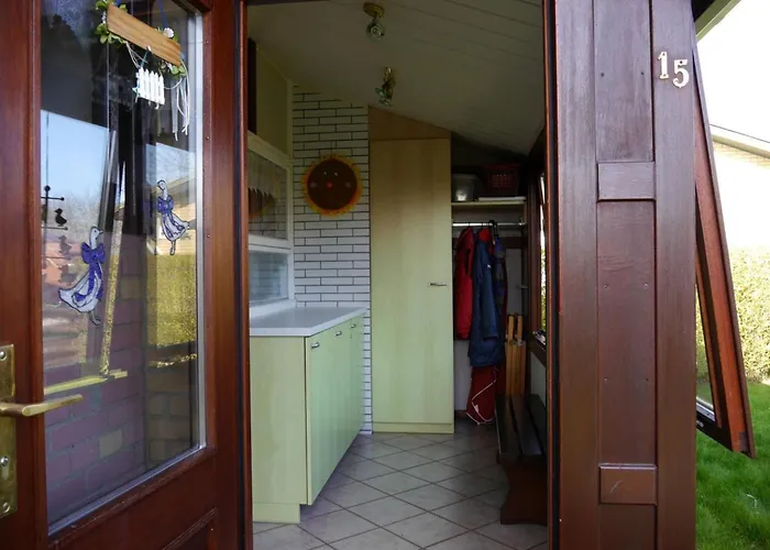 Quiet Near Сasa de vacaciones Sint Maartensvlotbrug